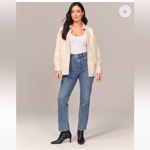 Abercrombie & Fitch - Curve Love Ultra High Rise Ankle Straight Jean